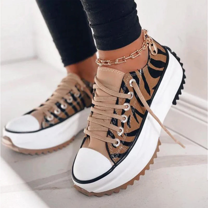Ieva Sneakers | Women’s Lace-Up Chunky Sole Sneakers