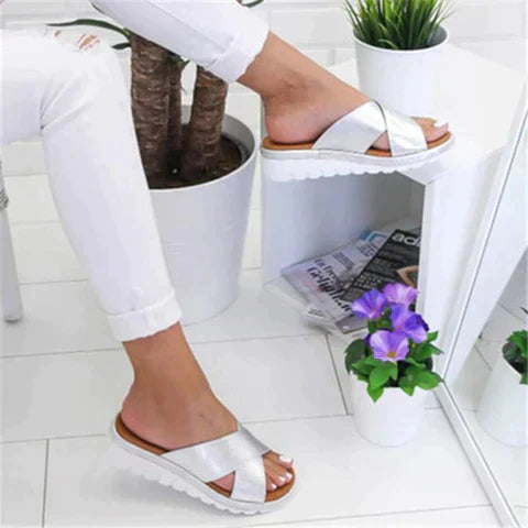 Matilde Sandals | Woven Crisscross Straps Platform Sole Sandals