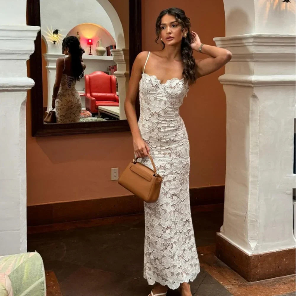 Rianne Dress | Lace Formal Dress – Elegant Sweetheart Neckline