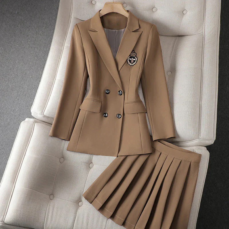 Women’s Blazer – Slim Fit – Wool Blend – Double Breasted – Crest Detail – Hip Length