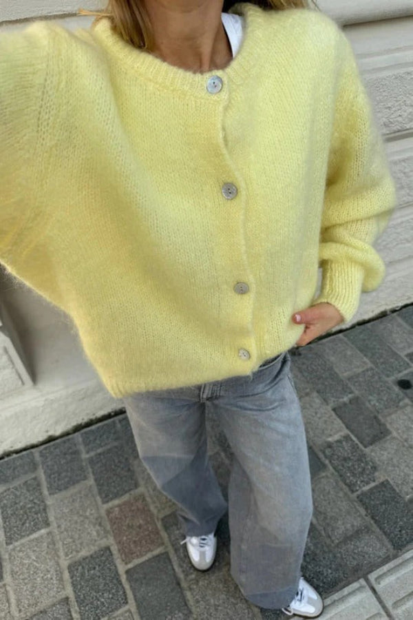 Women’s Cardigan – Relaxed Fit – Soft Knit – Button Front – Ribbed Cuffs and Hem