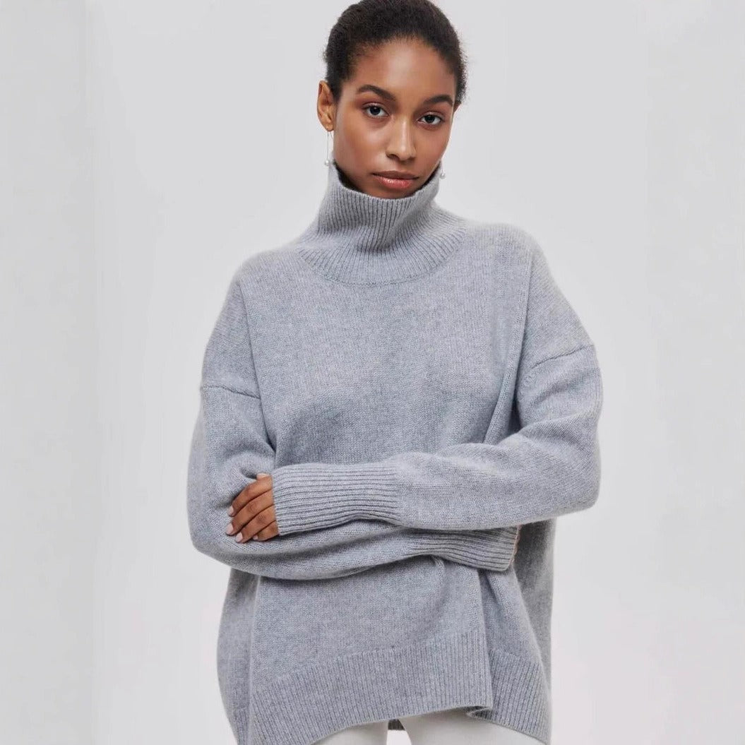Women’s Knit Turtleneck Sweater – Oversized Fit – Wool Blend – Cropped Ribbed Hem