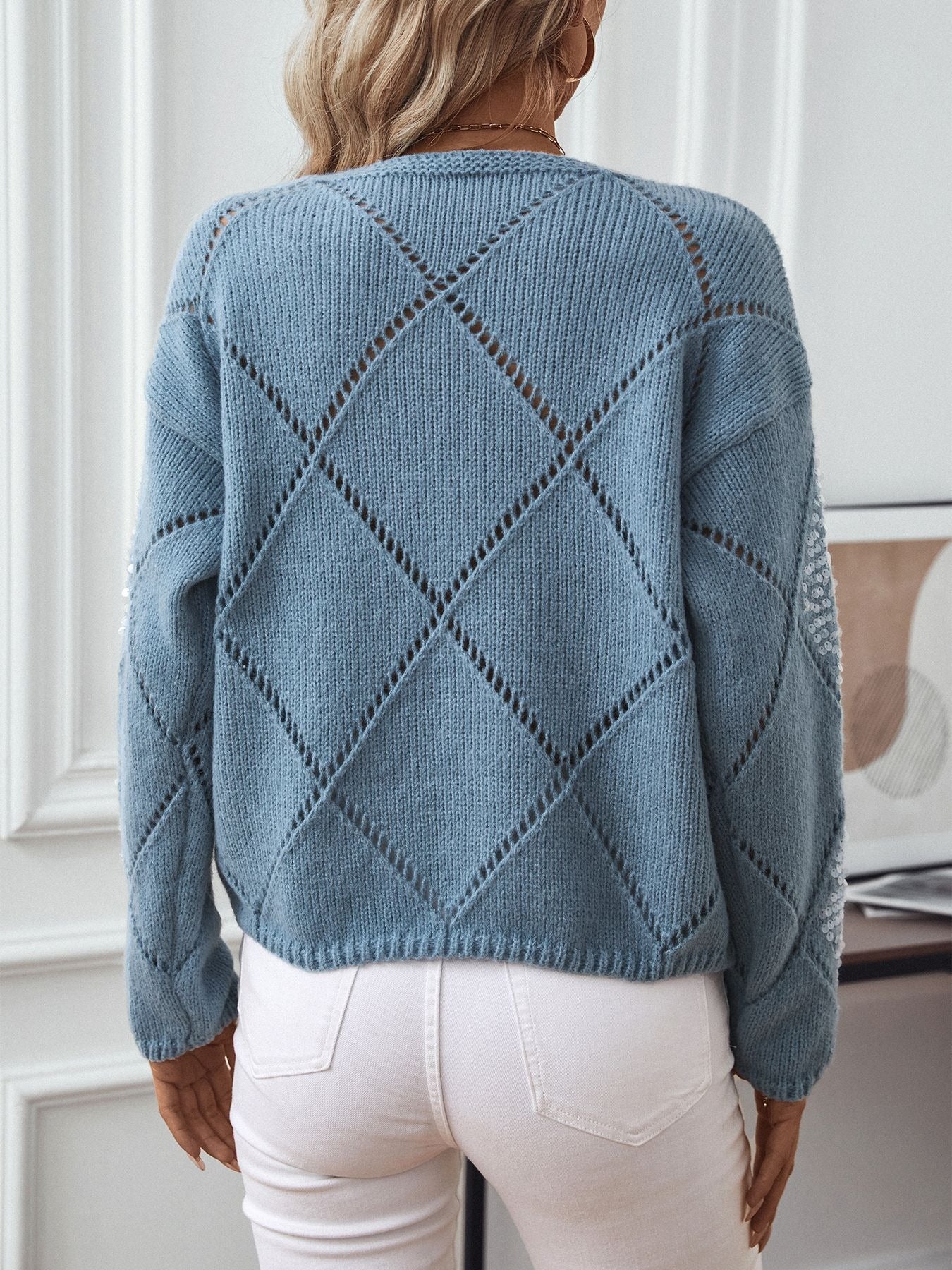Women’s Knitted Sweatshirt – Relaxed Fit – Diamond Openwork – Sequin Embellished Sleeves
