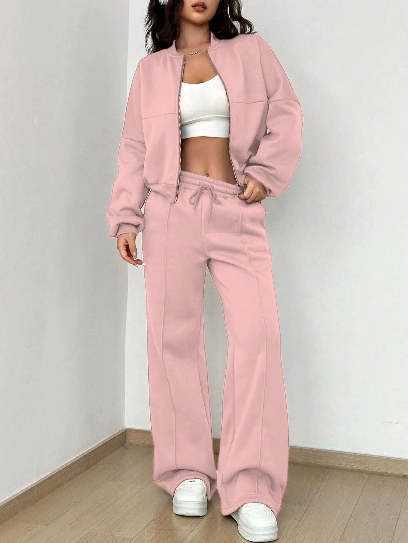 Women’s Loungewear Set – Relaxed Bomber Jacket – High-Waisted Wide-Leg Trousers