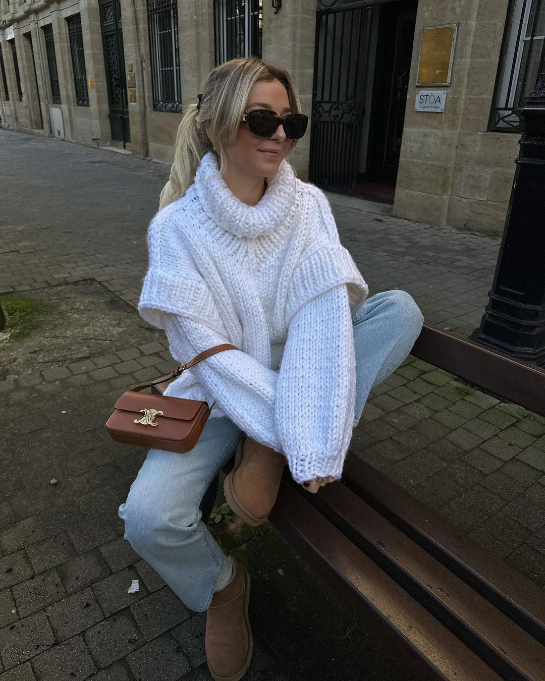 Women’s Pullover Sweatshirt – Wool Chunky Knit – Oversized Fit – Turtleneck – Ribbed Cuffs