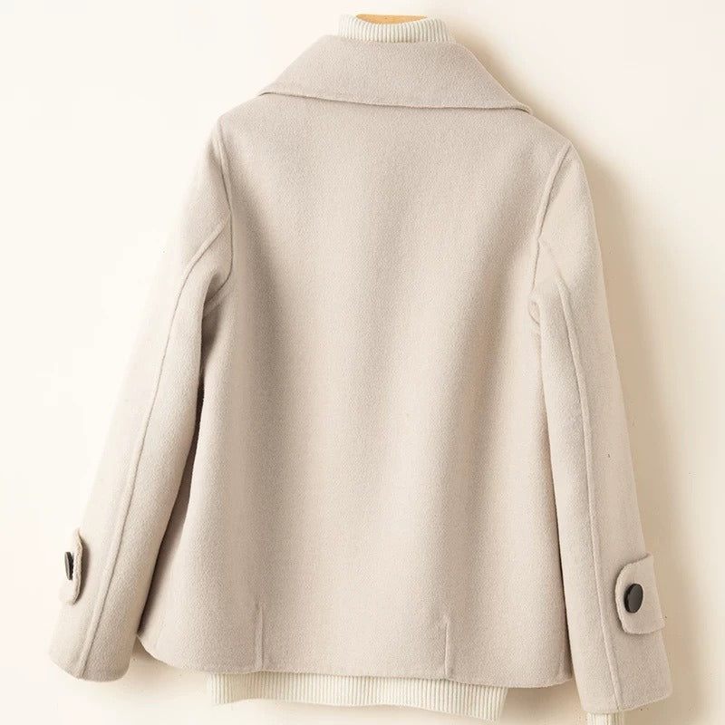Women’s Short Coat – Tailored Fit – Wool Blend – Double-Breasted – Notched Lapel