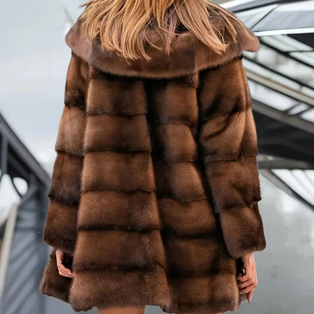 Women’s Trench Coat – Faux Fur – Relaxed Fit – Hooded – Snap Closure – Mid-Thigh