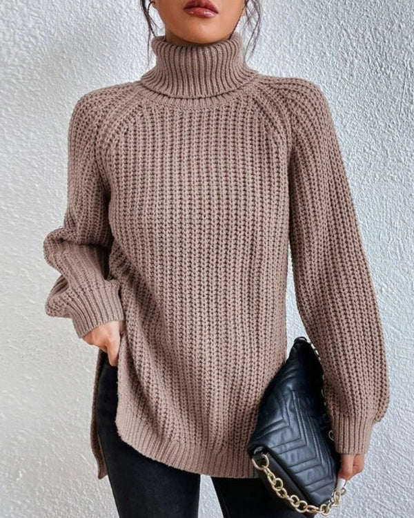 Women’s Turtleneck Sweater – Relaxed Fit – Chunky Knit – Hip Length – Raglan Sleeves