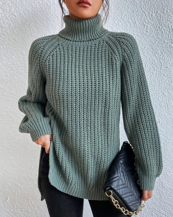 Women’s Turtleneck Sweater – Relaxed Fit – Chunky Knit – Hip Length – Raglan Sleeves