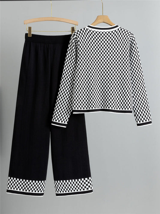 Women’s Two-Piece Suit – Knitted Cardigan with Button Front – High-Waisted Wide-Leg Trousers