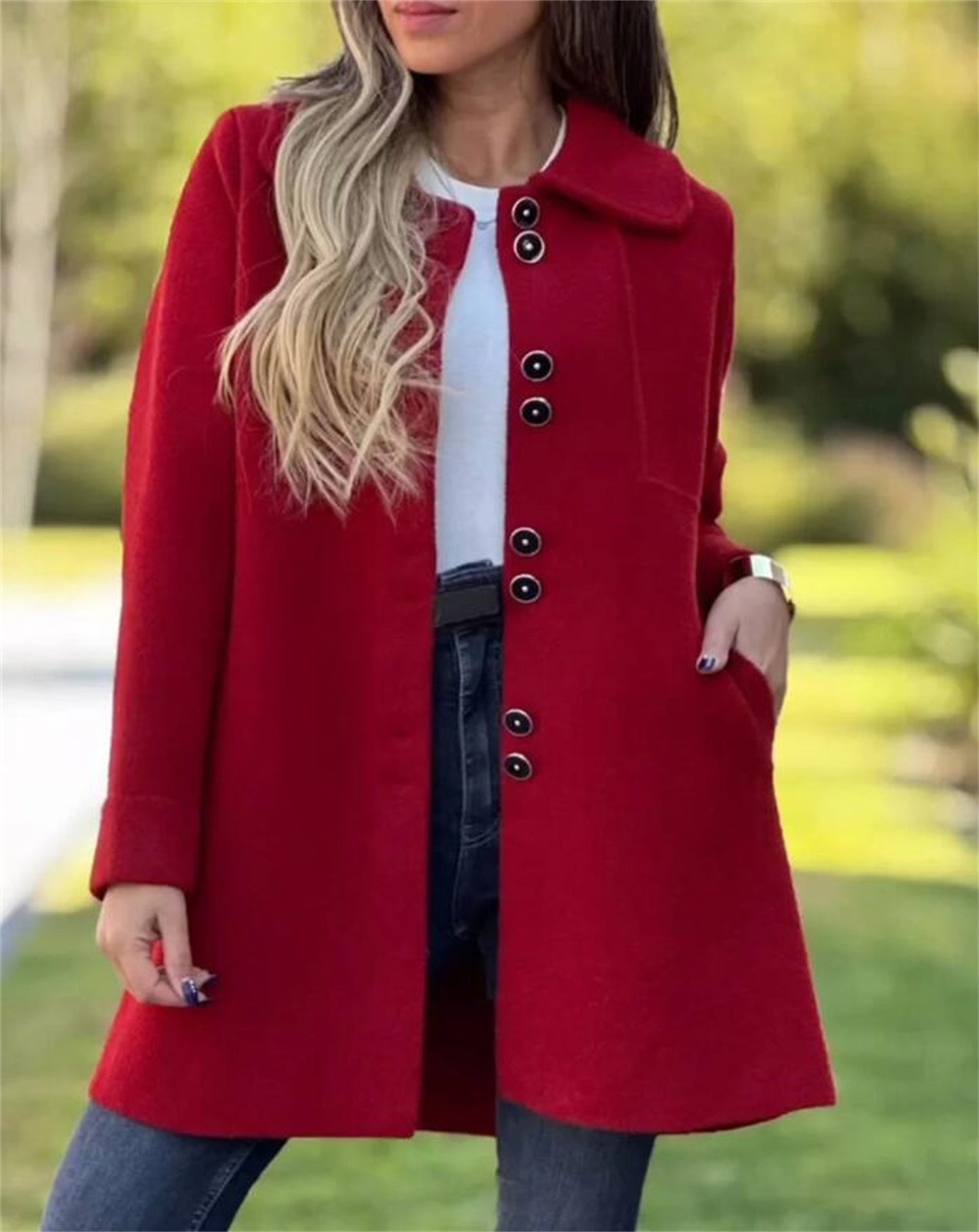 Women’s Wool Coat – Tailored Fit – Thigh Length – Single-Breasted – Classic Collar