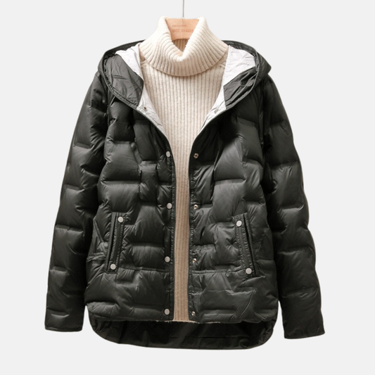 Women’s Quilted Down Jacket – Relaxed Fit – Puffer Style – Hooded – Snap Closure
