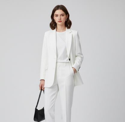 Women’s Blazer – Oversized Fit – Wool Blend – Notched Lapels – Mid-Length – Flap Pockets