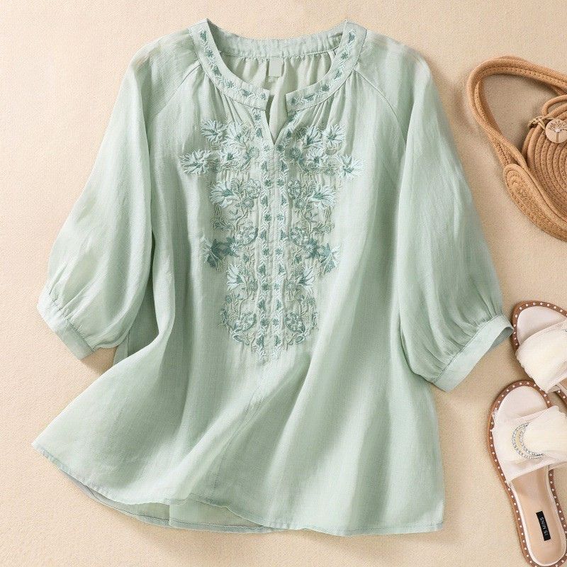 Isabella Relaxed Fit Blouse | Floral Embroidered Blouse