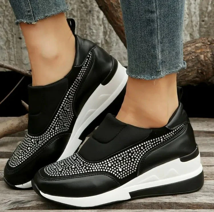 Anna Sneakers | Women's Walking Shoes