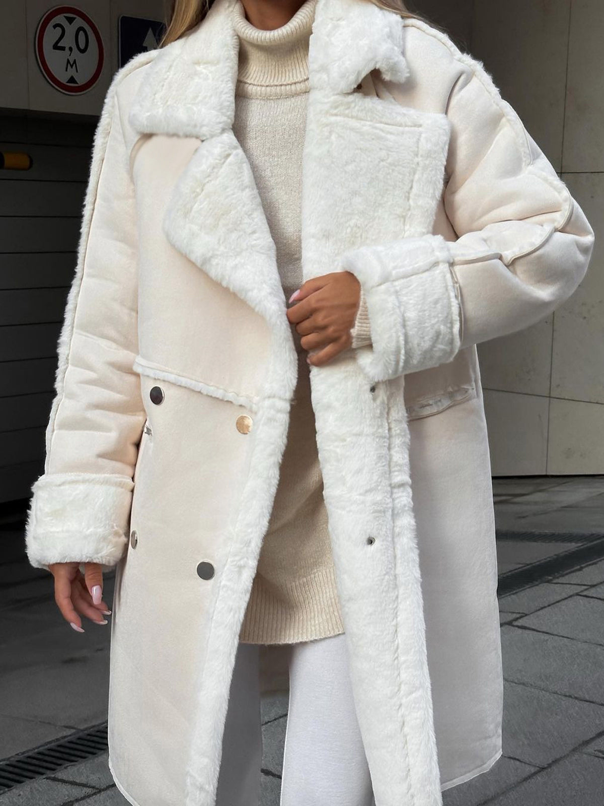 Isabella Oversized Coat | Fur Trim Double-Breasted Coat