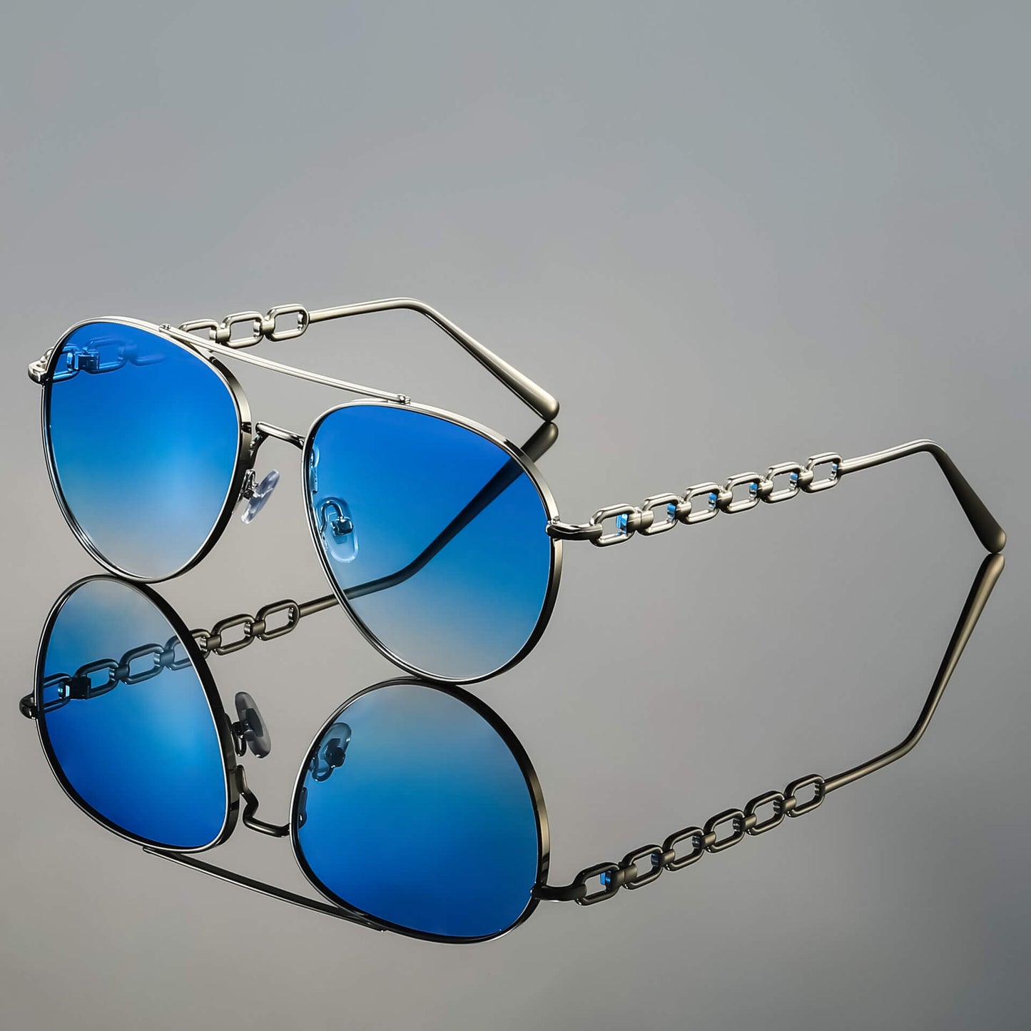 Sienna Aviator Sunglasses | Chain Detail Temples Gradient Lenses Sunglasses