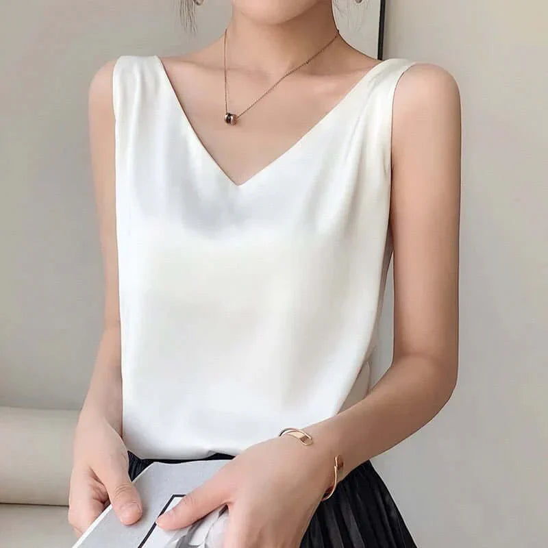 Eliana Top | Elegant V-Neck Sleeveless Blouse