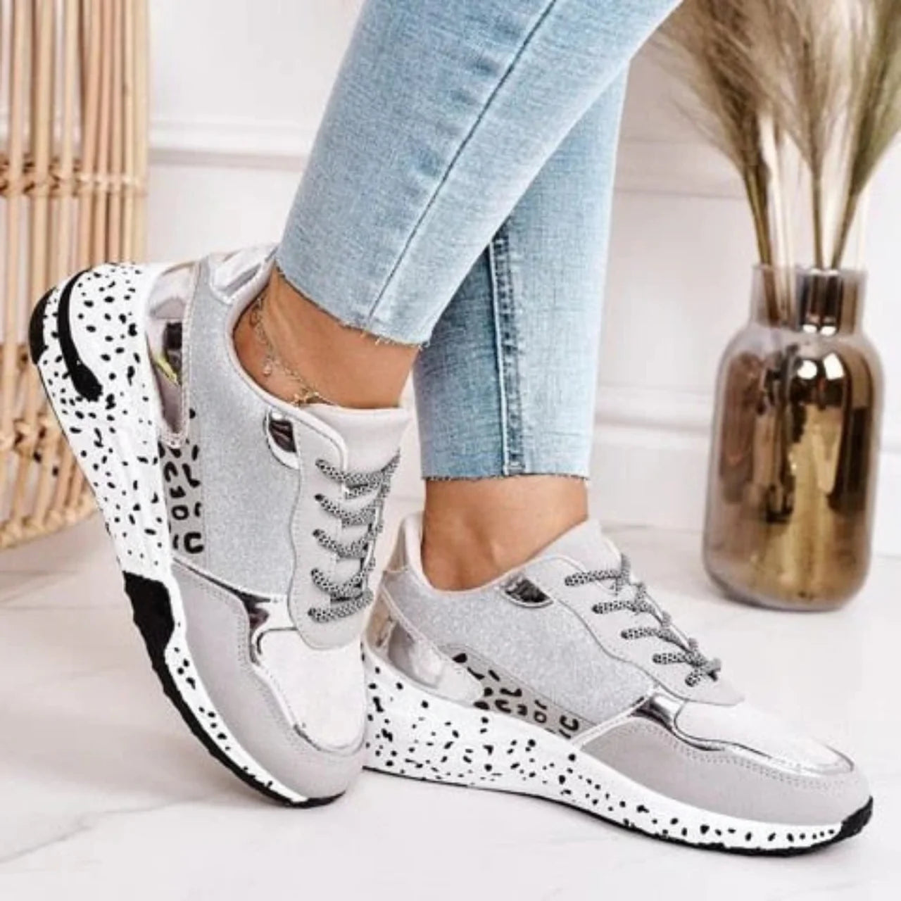 Ivana Sneakers | Women's Trendy Orthopedic Walking Shoes