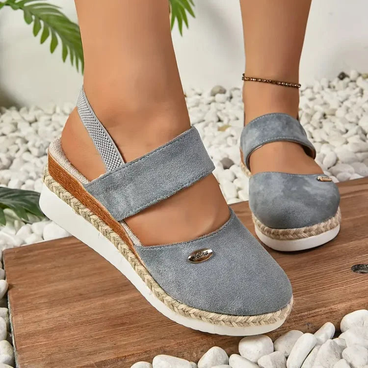 Lorie Sandals | Platform Closed Toe Sandals With Elastic Strap