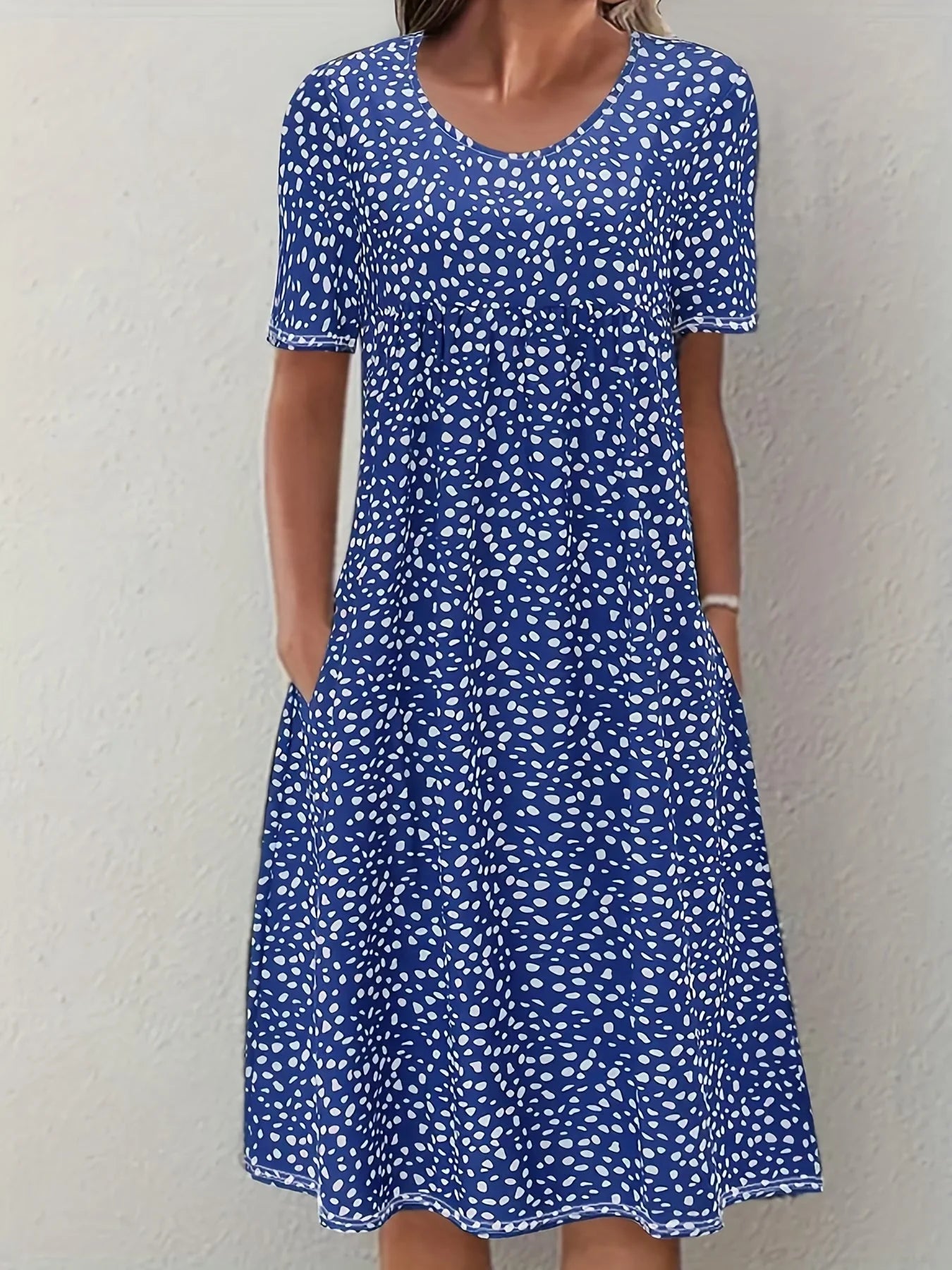 Neela Dress | Short Sleeve Loose Fit Knee-Length Printed Dress