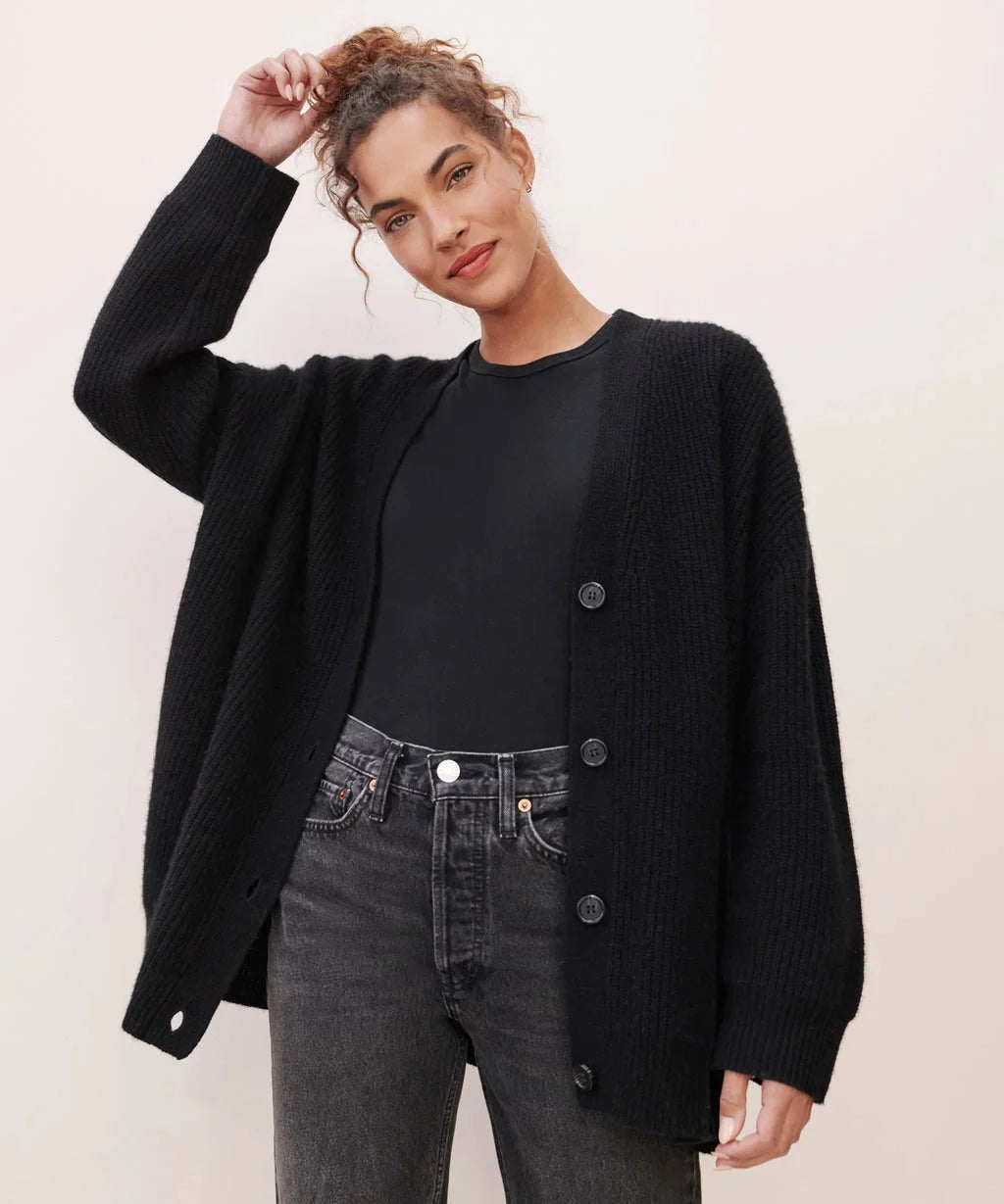 Qamira Cardigan | Women's Autumn V-Neck Button-Up Knit Cardigan