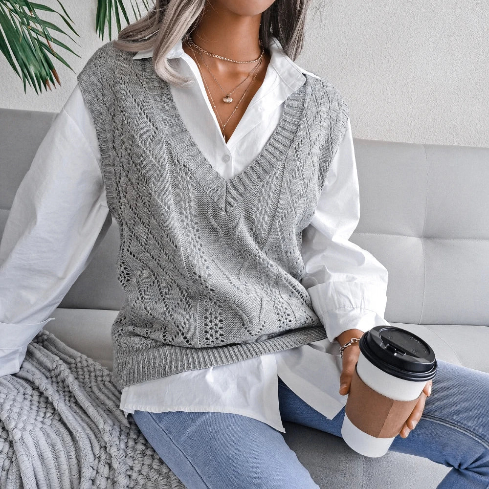 Amelia Textured Knit Cable Knit Sweater Vest | Relaxed Fit V-Neck Sleeveless Sweater Vest