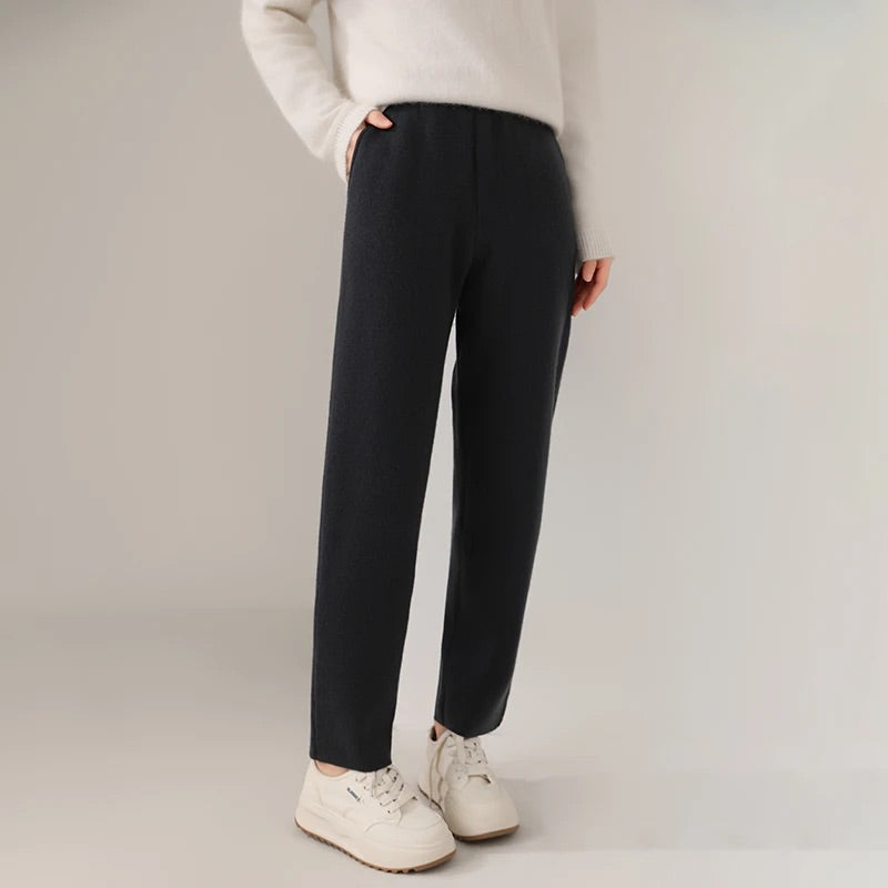 Isabella Relaxed Fit Straight Leg Pants | Elastic Waist Pockets Pants