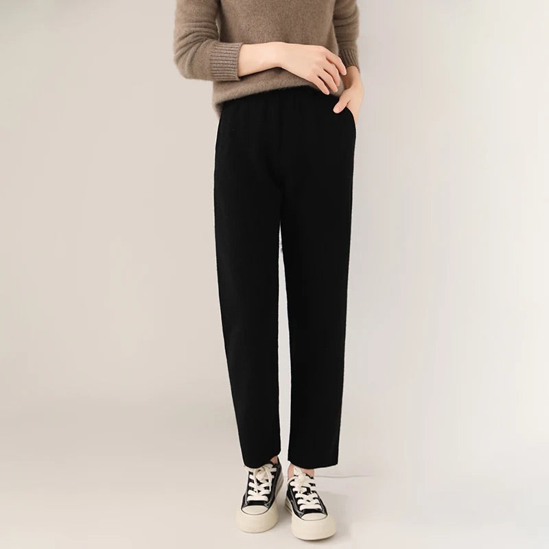 Isabella Relaxed Fit Straight Leg Pants | Elastic Waist Pockets Pants