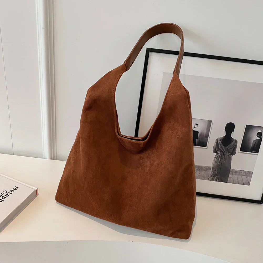 Sienna Slouchy Hobo Bag | Contrasting Strap Soft Hobo Bag
