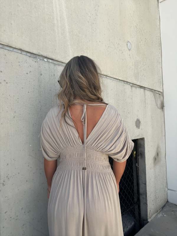 Sabine V-Neck Maxi Dress | Flowy Fit with Pockets
