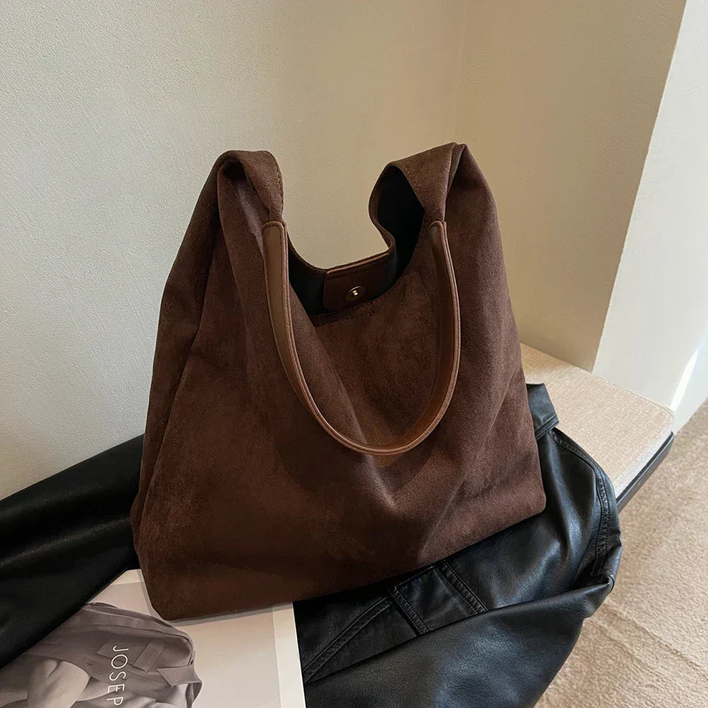 Sienna Slouchy Hobo Bag | Contrasting Strap Soft Hobo Bag