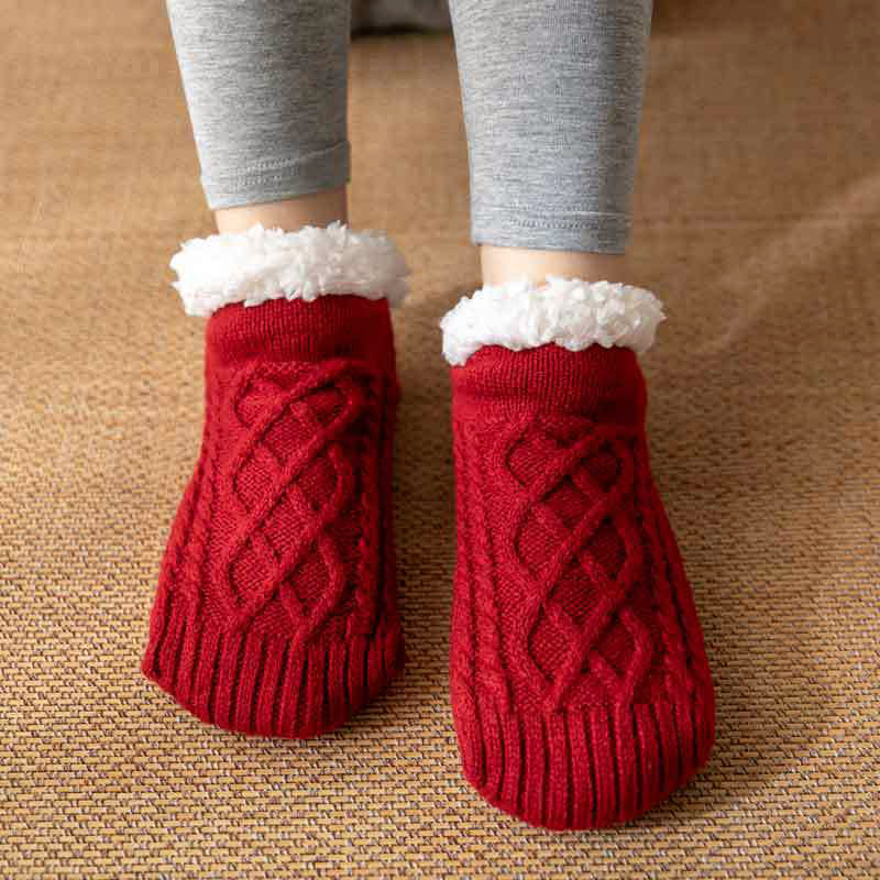 Isla Fitted Slipper Socks | Cable Knit Fur Trim Ankle-Length Slipper Socks