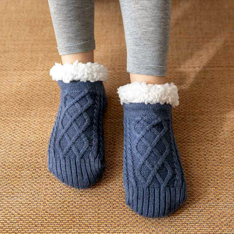 Isla Fitted Slipper Socks | Cable Knit Fur Trim Ankle-Length Slipper Socks