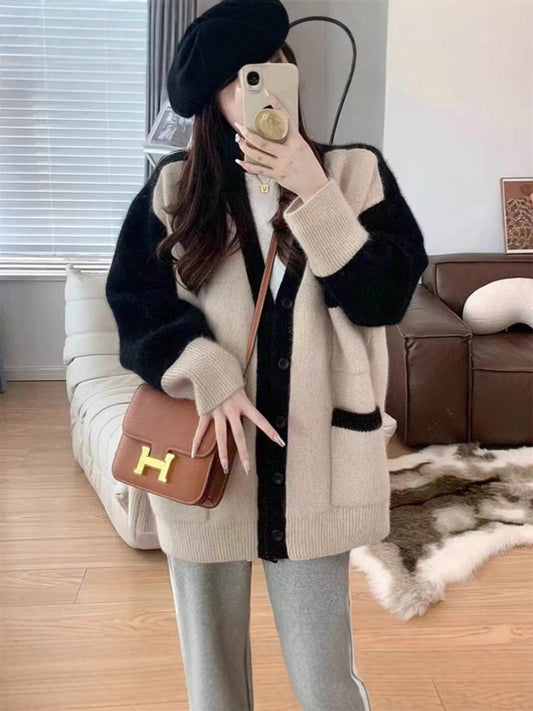 Women’s Cardigan Sweater – Wool Blend – Oversized Fit – Button Front – Contrast Trim