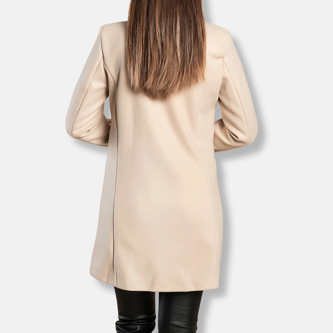 Women’s Coat – Tailored Structured Fit – Wool Blend – Mid-Thigh Length – Minimalist Lapels