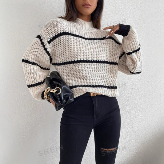 Women’s Knit Sweater – Relaxed Fit – Chunky Texture – Crew Neck – Striped Long Sleeve