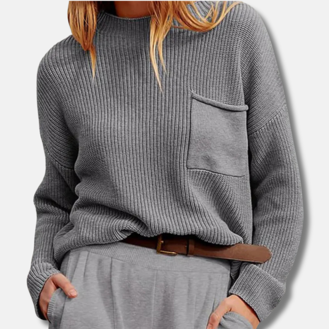 Women’s Knit Sweater – Ribbed Texture – Relaxed Fit – Round Neck – Long Sleeve – Patch Pocket