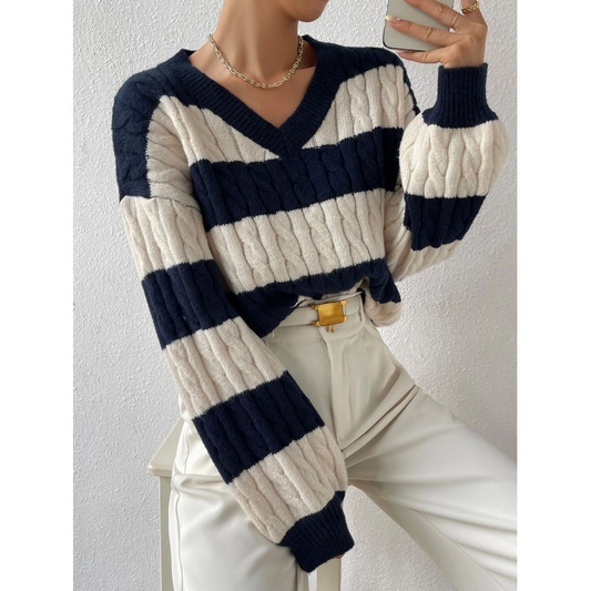 Women’s Oversized Sweatshirt – Relaxed Fit – Wool Blend Cable Knit – V-Neck Striped