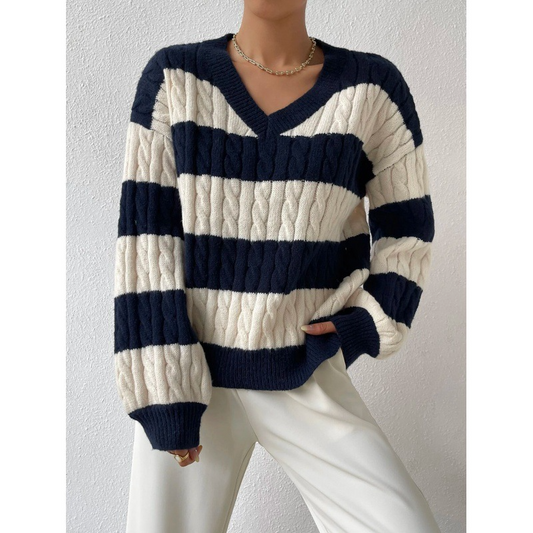 Women’s Oversized Sweatshirt – Relaxed Fit – Wool Blend Cable Knit – V-Neck Striped