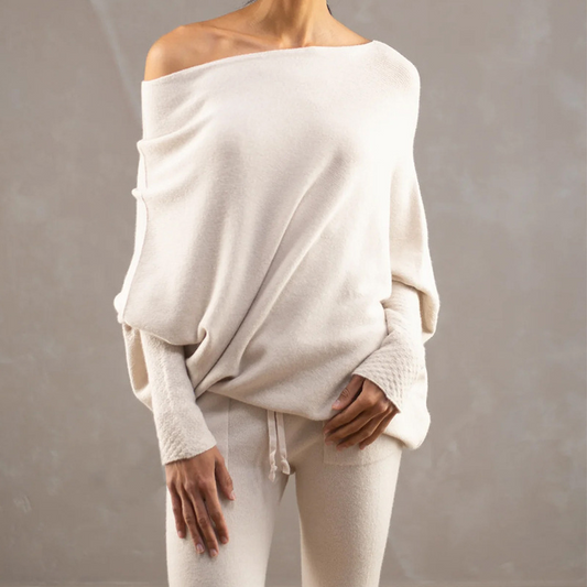Women’s Oversized Top – Relaxed Fit – Off-Shoulder – Dolman Sleeves – Textured Cuffs
