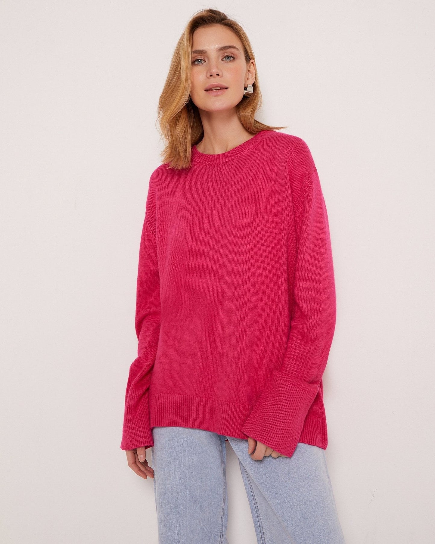 Women’s Sweatshirt – Oversized Relaxed Fit – Knit Fabric – Round Neck – Ribbed Trim