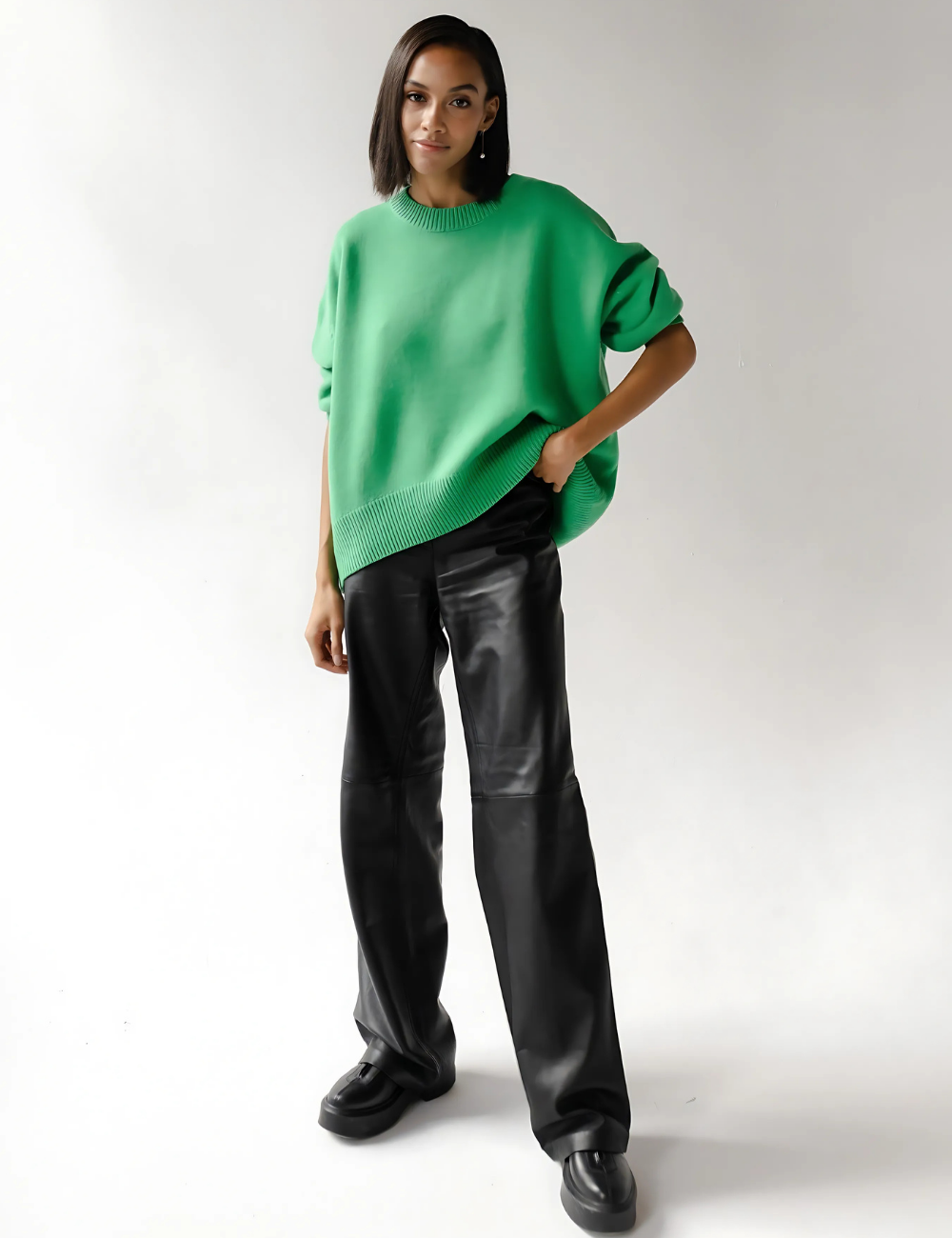 Women’s Sweatshirt – Oversized Relaxed Fit – Knit Fabric – Round Neck – Ribbed Trim