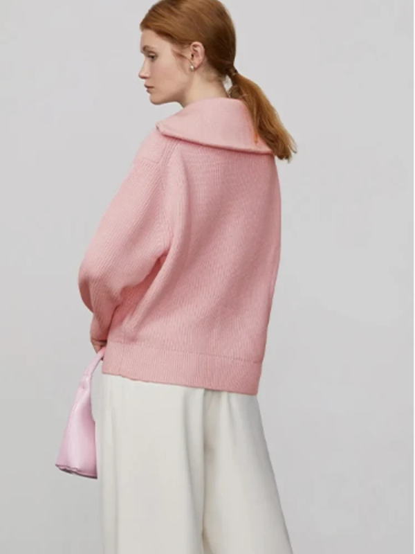 Women’s Sweatshirt – Wool – Relaxed Fit – High Zip Collar – Ribbed Knit Trim