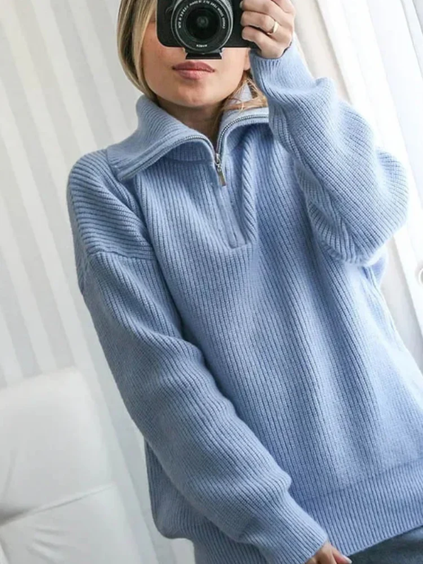 Women’s Sweatshirt – Wool – Relaxed Fit – High Zip Collar – Ribbed Knit Trim