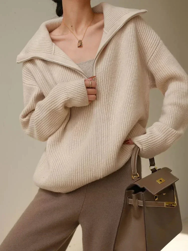 Women’s Sweatshirt – Wool – Relaxed Fit – High Zip Collar – Ribbed Knit Trim