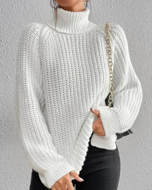 Women’s Turtleneck Sweater – Relaxed Fit – Chunky Knit – Hip Length – Raglan Sleeves