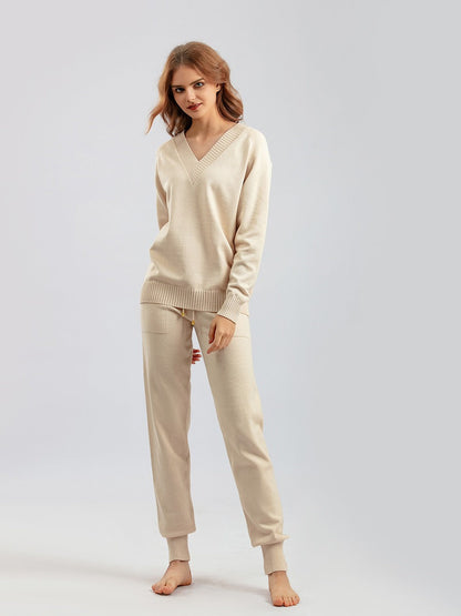 Women’s Two-Piece Knit Set – V-Neck Sweater – Relaxed Fit – Drawstring Joggers