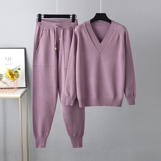 Women’s Two-Piece Set – Knit V-Neck Pullover Sweater – Ribbed Harem Joggers – Relaxed Fit