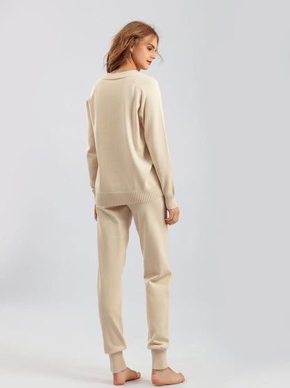 Women’s Two-Piece Set – Knit V-Neck Pullover Sweater – Ribbed Harem Joggers – Relaxed Fit
